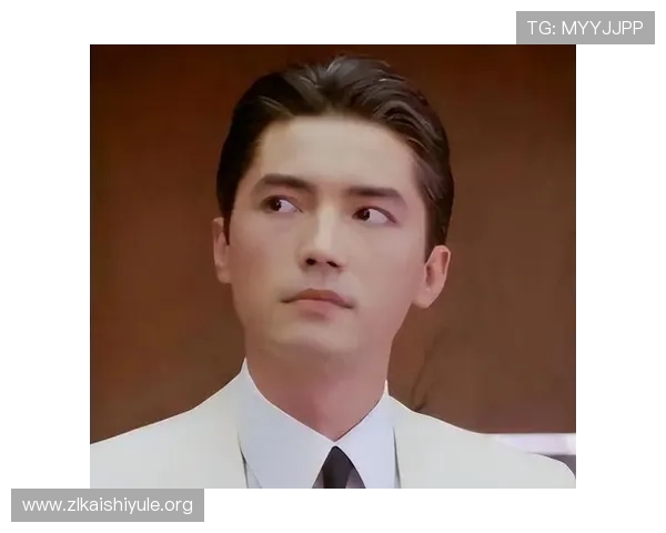 尊龙旧版app与新版对比分析,帮助用户选择最适合自己的游戏版本与使用体验 尊龙旧版app与新版对比分析,帮助用户选择最适合自己的游戏版本与使用体验